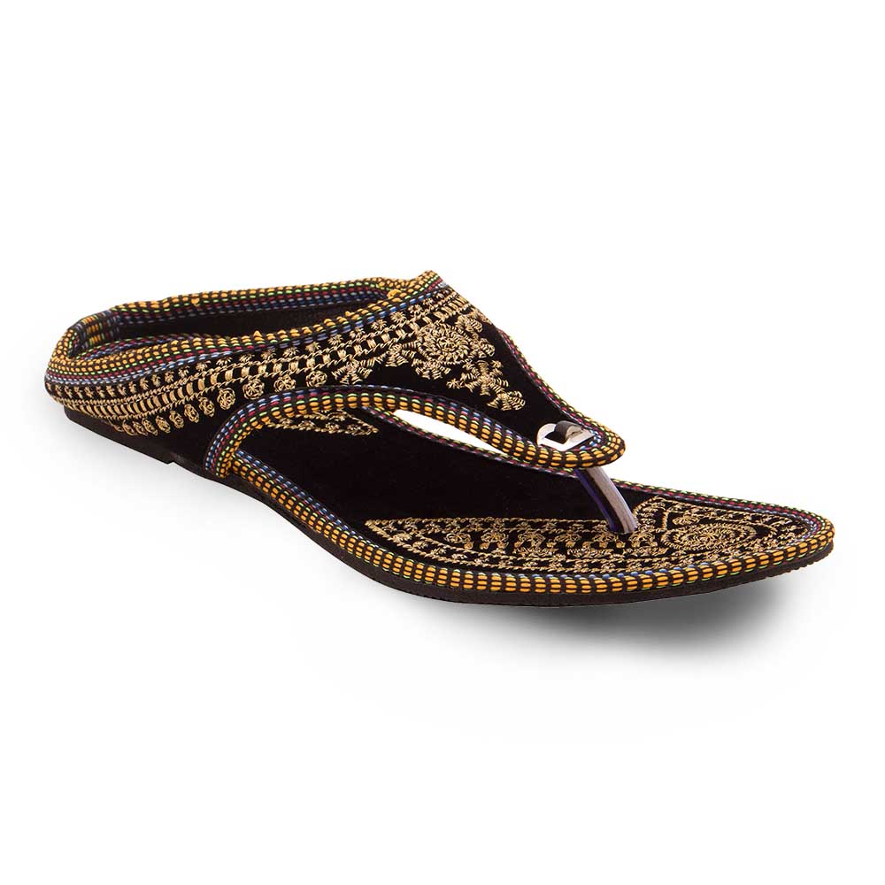 velvet ki chappal