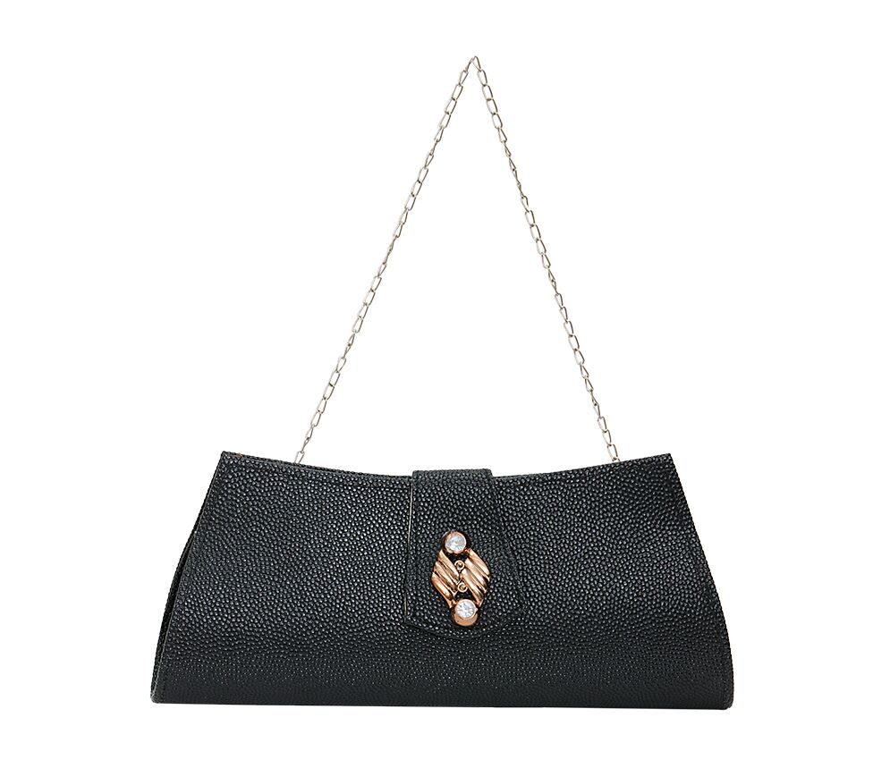 Womens designer clutch bags That's why the perfect women's clutch bag is a wardrobe essential for first dates and spring weddings. But just like a good man is hard to find, so is a designer clutch purse that fits your style personality, budget and body type.
