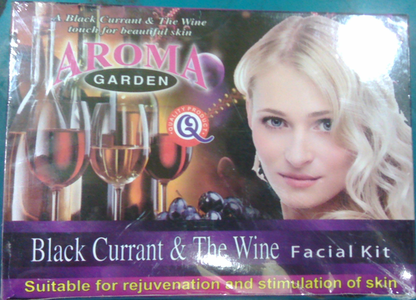 <b>Aroma Garden</b> Black current &amp; Wine Facial Kit - 270 gms - IMG20150810125427_1439270904