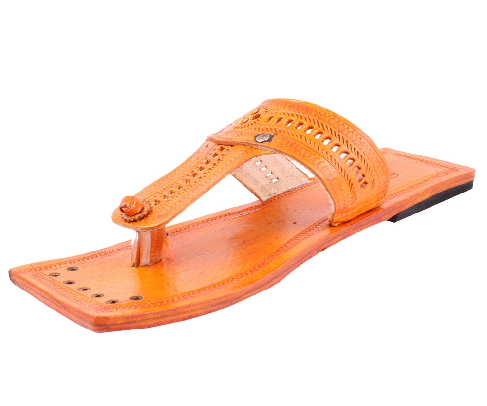 kolhapuri chappal men design