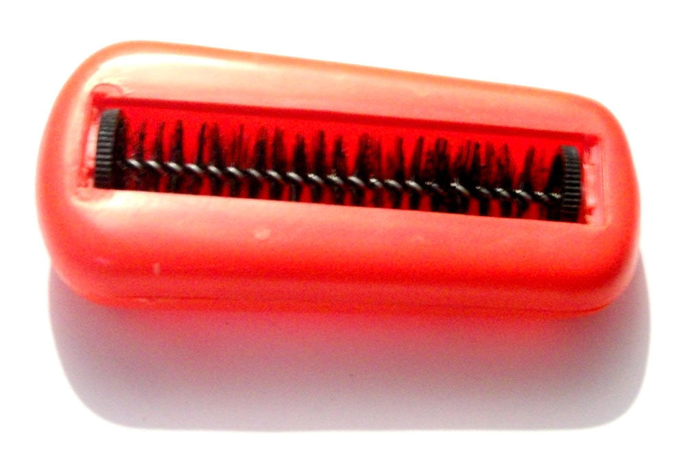 Magic Carpet Cleaner Roller Brush Wonder Sweeper Dry Cleaner