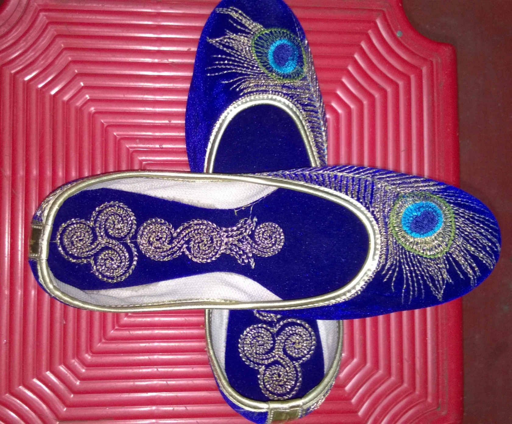 ladies mojdi design